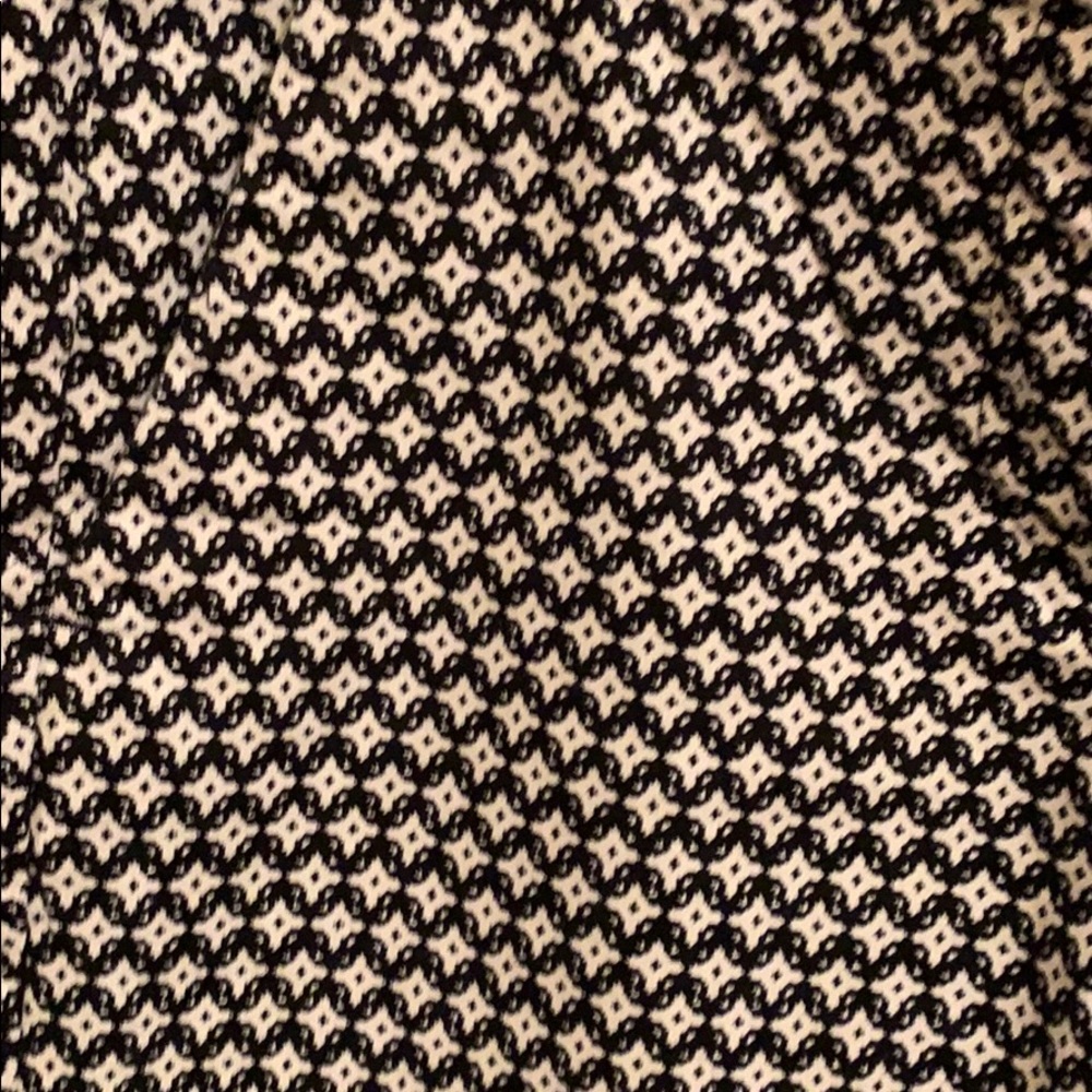 Capris - Picture 2 of 2